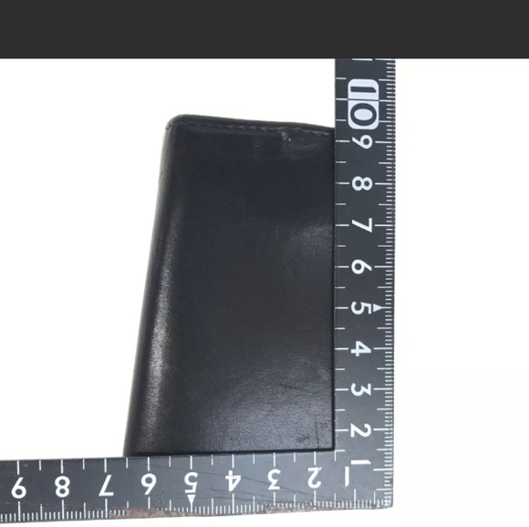 Gucci Authentic 6 Black Leather Key Case Silver Hard Ware - Picture 10 of 12